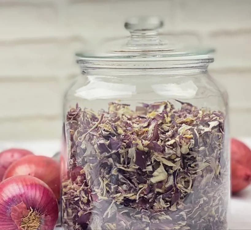 Onion Flakes and Powder